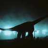 Konec Oak Street: Zápolení s dinosaury v poslední ukázce vypadá skvěle | Fandíme filmu