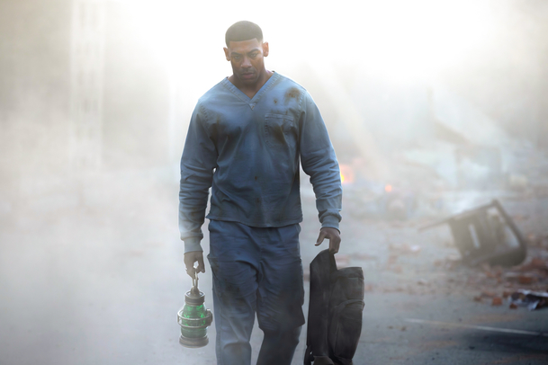 Lanterns: V posledním traileru vypadá komiksová novinka od HBO zatraceně dobře | Fandíme serialům