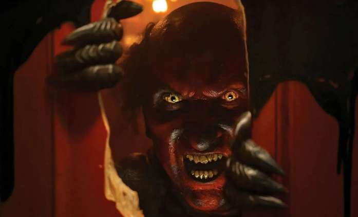 Insidious: Jsou mezi námi – Hororová novinka vstoupila do kin, zopakujte si dosavadní díly | Fandíme filmu