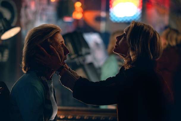 Insidious: Jsou mezi námi – Oblíbená hororová série nabírá zcela nový směr | Fandíme filmu