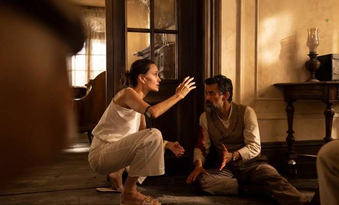 Without Blood: Válečné drama Angeliny Jolie dává vzpomenout na Hanebné pancharty | Fandíme filmu