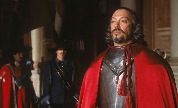 Zemřel herec Tim Curry | Fandíme filmu
