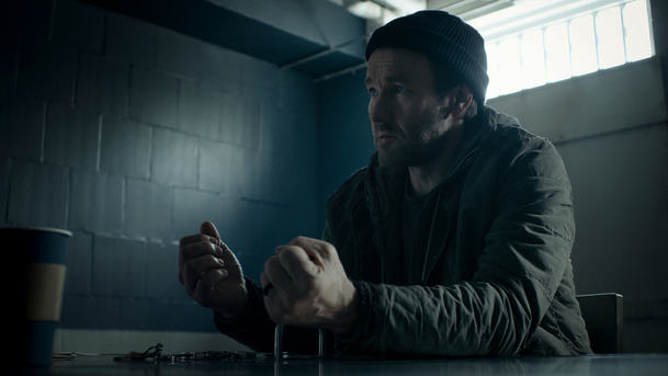 Temná hmota: Sci-fi o paralelních realitách je zpátky s 2. řadou | Fandíme serialům