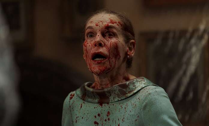 The Restoration at Grayson Manor: V bláznivé komedii žijí umělé ruce vlastním životem | Fandíme filmu