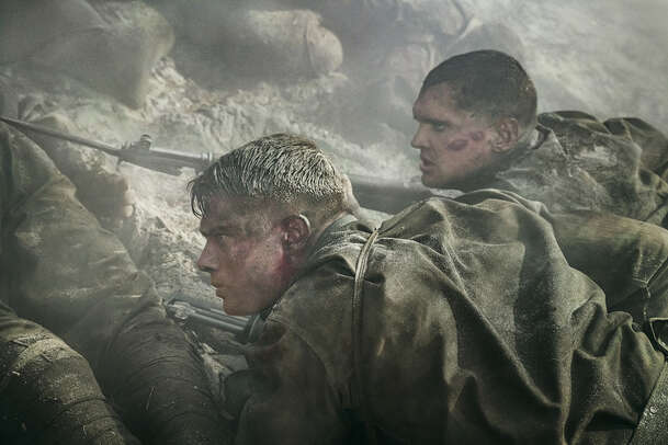 Komáří pohár: Drsná válečná podívaná od Netflixu ukázala trailer | Fandíme filmu