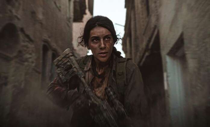 No Paradise If You Are Killed by a Woman: Sniperské drama postaví jedinou ostřelovačku proti ISIS | Fandíme filmu