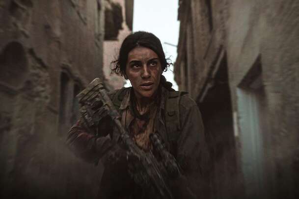 No Paradise If You Are Killed by a Woman: Sniperské drama postaví jedinou ostřelovačku proti ISIS | Fandíme filmu