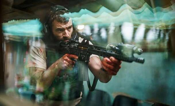 The Last Photograph: Režisér Muže z oceli natočil ohavný film, který těžko najde distribuci | Fandíme filmu