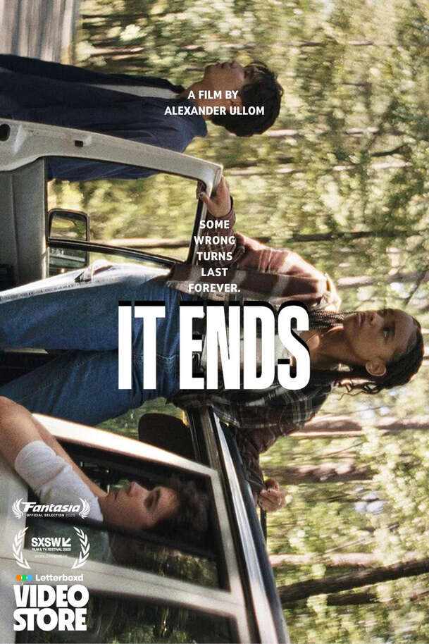 It Ends: Mrazivý thriller z nikdy nekončící silnice dorazil k divákům | Fandíme filmu