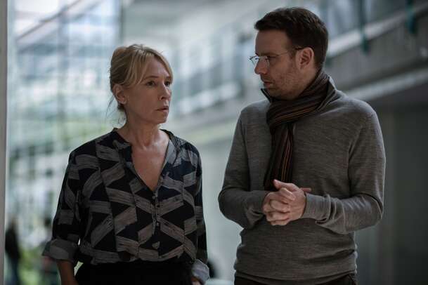 Opuštěný: Mrazivý film přibližuje skutečný příběh učitele ubodaného extremistou | Fandíme filmu