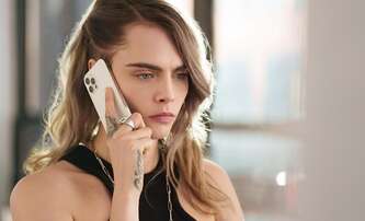 Non Compos Mentis: Cara Delevingne je vrcholem vyhroceného milostného trojúhelníku | Fandíme filmu