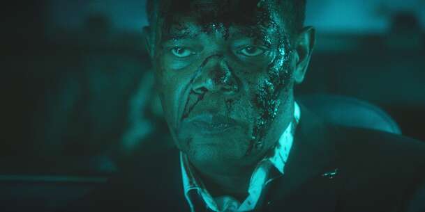 The Beast: Samuel L. Jackson si užívá akční nářez v novém traileru | Fandíme filmu