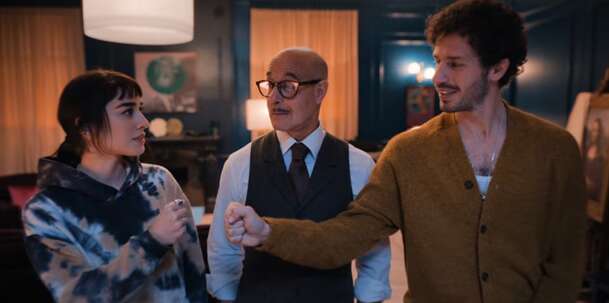 Masterplan: Stanley Tucci krade Monu Lisu v novém napínavém bijáku | Fandíme filmu
