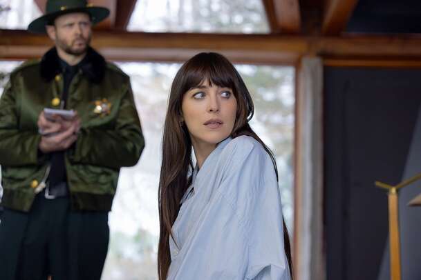 Pravda, nebo lež: Lechtivý thriller s Anne Hathaway dorazil do našich kin | Fandíme filmu