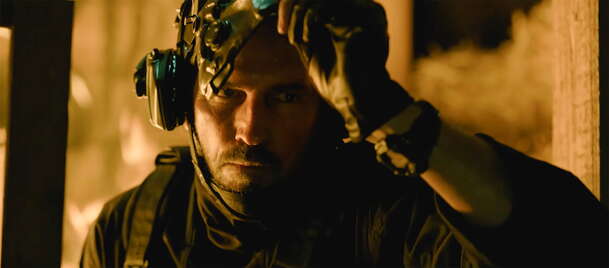 Ghost Soldier: Akční hrdina v traileru předvádí svou moderní výbavičku | Fandíme filmu
