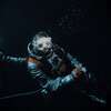 Above the Below: Idris Elba jako kosmonaut bojuje o život | Fandíme filmu