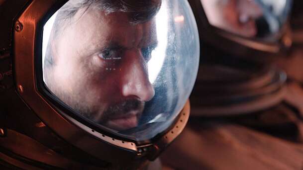 Juste après l'aube: Na francouzské astronauty čeká po návratu zničená Země | Fandíme filmu