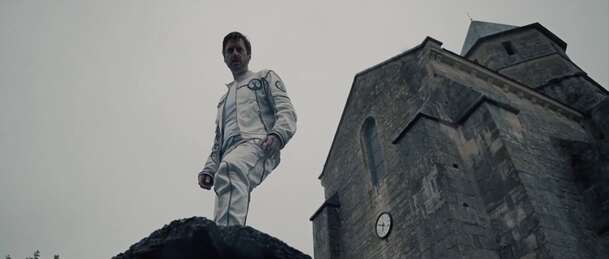Juste après l'aube: Na francouzské astronauty čeká po návratu zničená Země | Fandíme filmu
