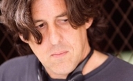 Cameron Crowe točí s Bradleym Cooperem a Emmou Stone | Fandíme filmu