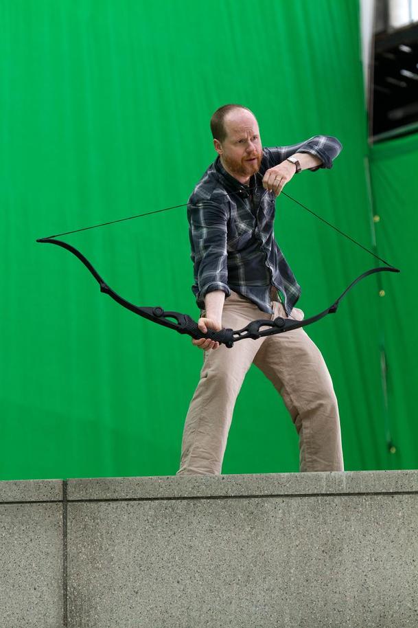 Joss Whedon by chtěl točit Star Wars, chystá válečný horor | Fandíme filmu