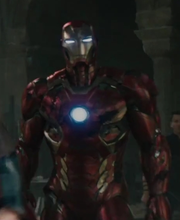 Avengers 2: Plakáty, nová Iron Manova zbroj a Vision | Fandíme filmu