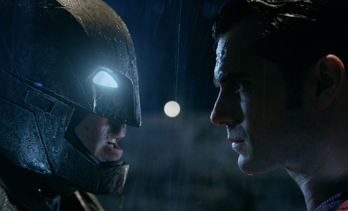 Batman v Superman nese na zádech tíhu celého DC universe | Fandíme filmu