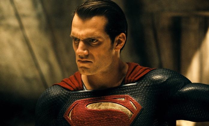 Batman v Superman: Neúspěch startuje změny ve Warneru | Fandíme filmu
