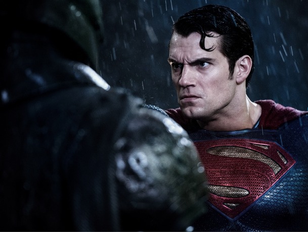 Batman v Superman na víkend: Hromada novinek, fotky | Fandíme filmu