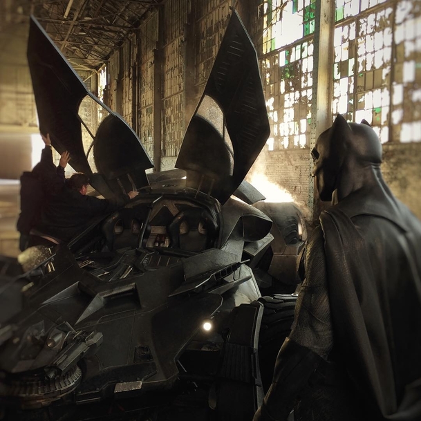 Batman v Superman: Detailní pohled na Robinův kostým | Fandíme filmu