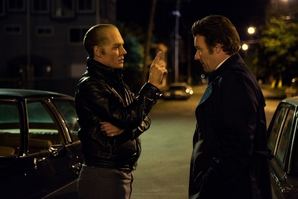 Black Mass: Špinavá hra: Gangster Depp už klepe na dveře | Fandíme filmu