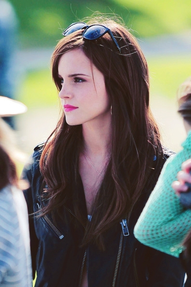 The Bling Ring: Emma Watson tančí u tyče | Fandíme filmu