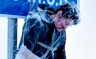 Boj sněžného pluhu s mafií: Stellan Skarsgård zabíjí | Fandíme filmu