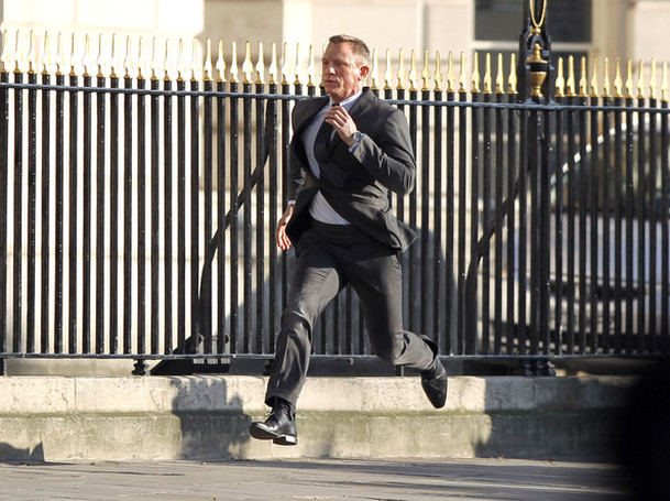 Skyfall: Daniel Craig na fotkách z natáčení | Fandíme filmu