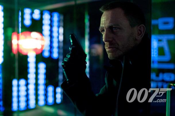 Bond 25: Craig chce, aby točil Villeneuve | Fandíme filmu