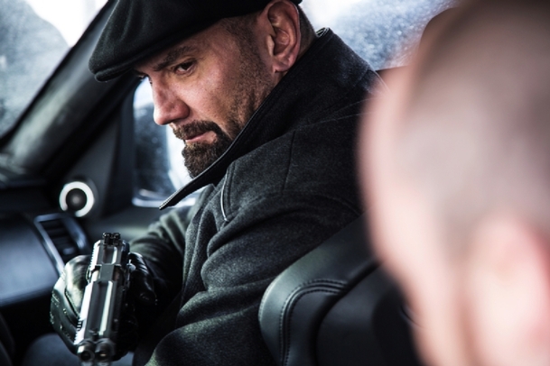 Plán útěku 2: Dave Bautista nahradí Arnolda Schwarzeneggera | Fandíme filmu