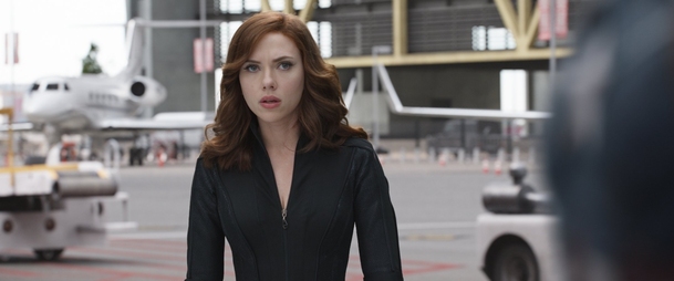 Captain America 3: Mezinárodní trailer a třicítka fotek | Fandíme filmu