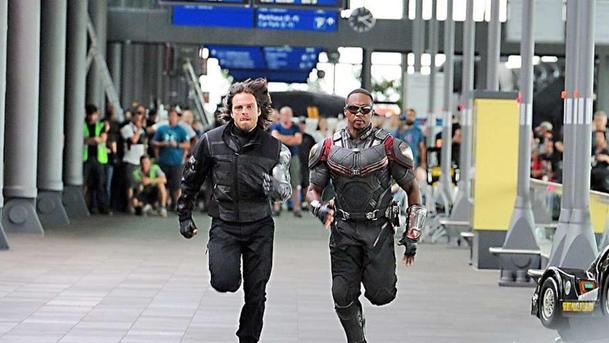 Captain America 3: Fotky Black Panthera z natáčení | Fandíme filmu