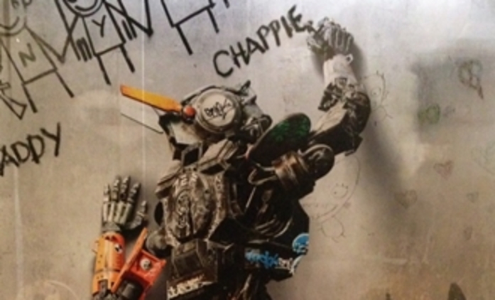 Chappie: Druhý trailer přitvrdil na akci | Fandíme filmu