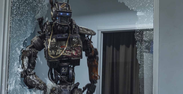 Chappie: První akční klip | Fandíme filmu