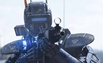 Chappie: První akční klip | Fandíme filmu