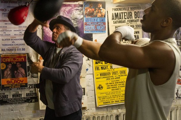 Creed: Stallone školí mladé ucho v novém featurettu | Fandíme filmu