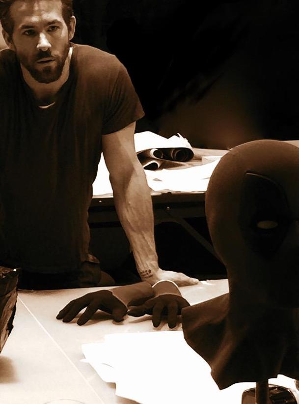 Deadpool: První fotka hrdinova kostýmu | Fandíme filmu