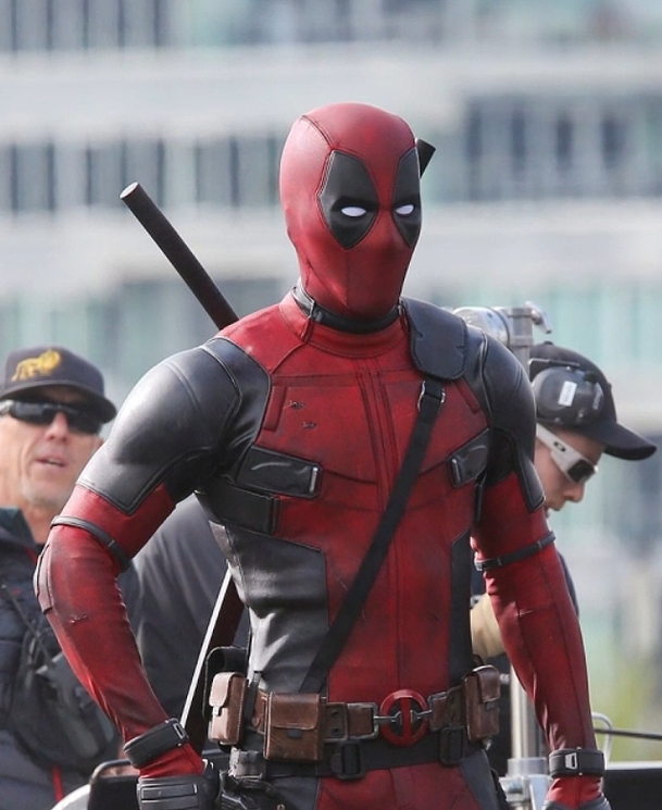 Deadpool: 50 fotek z natáčení, desítka videí | Fandíme filmu