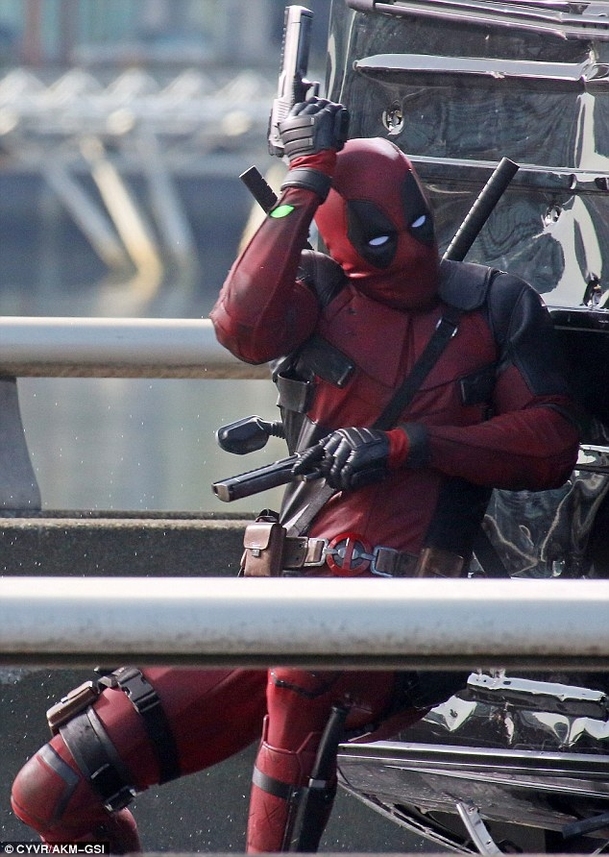 Deadpool: 50 fotek z natáčení, desítka videí | Fandíme filmu