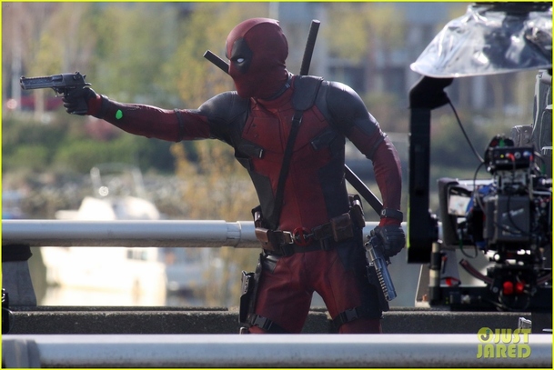 Deadpool: 50 fotek z natáčení, desítka videí | Fandíme filmu