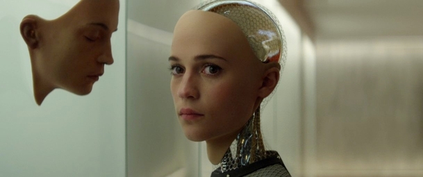 Ex Machina: Sci-fi s umělou inteligencí v nové ukázce | Fandíme filmu