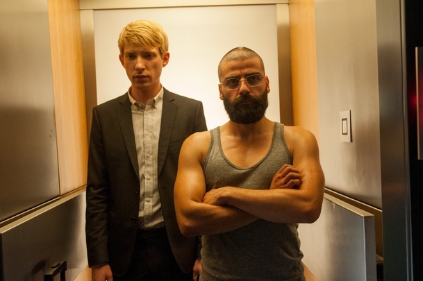 Ex Machina: Sci-fi s umělou inteligencí v nové ukázce | Fandíme filmu