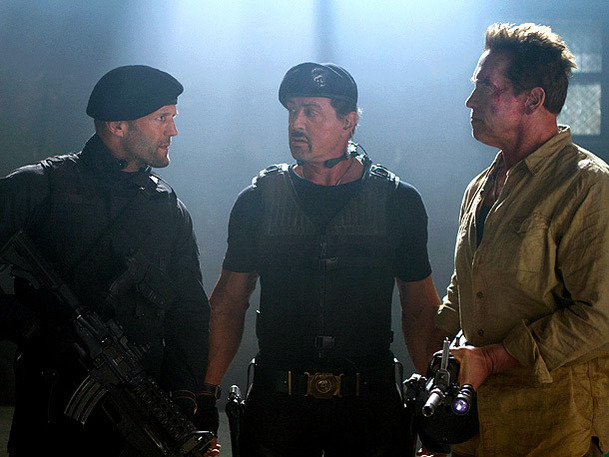 Expendables 2: Krvavá přestřelka na letišti | Fandíme filmu