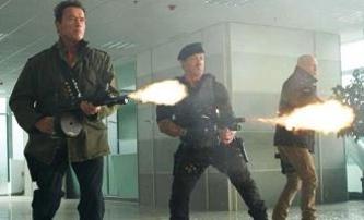 Expendables 2: 12 parádních plakátů | Fandíme filmu