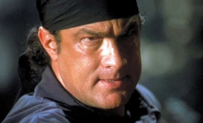 Expendables: Seagal, Chan, Cage - jak to bude? | Fandíme filmu
